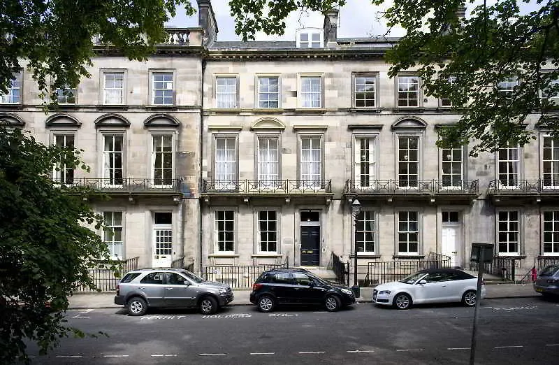 Clarendon Luxury Apartments Edinburgh