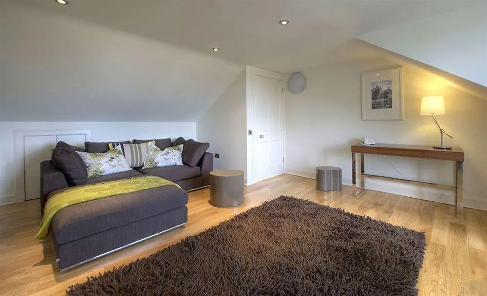 Clarendon Luxury Apartments EDI