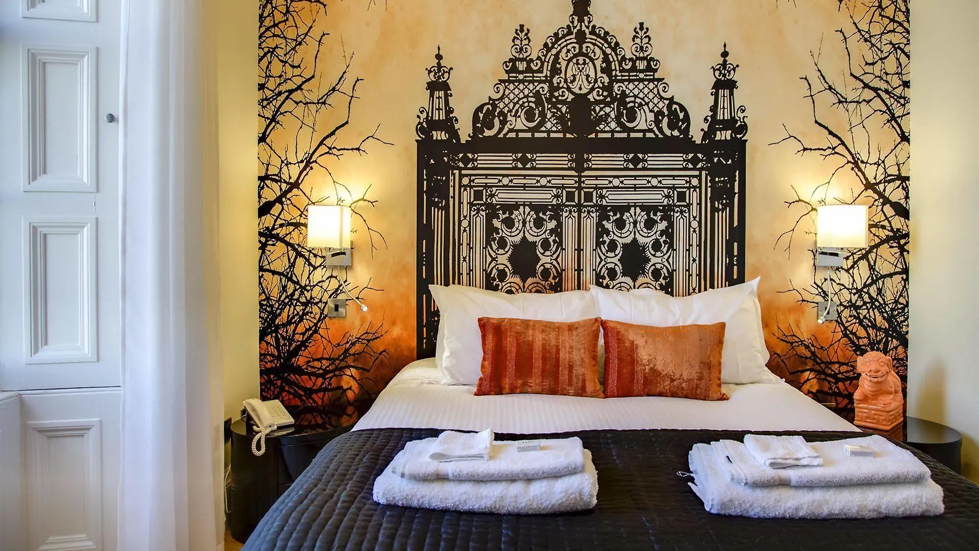 Clarendon Luxury Apartments EDI